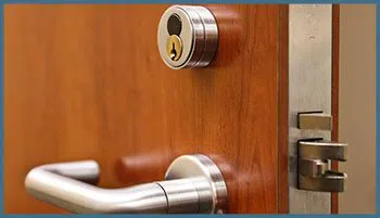 Safe Key Shop San Antonio, TX 210-780-7328 - 8-commercial-locksmith-services